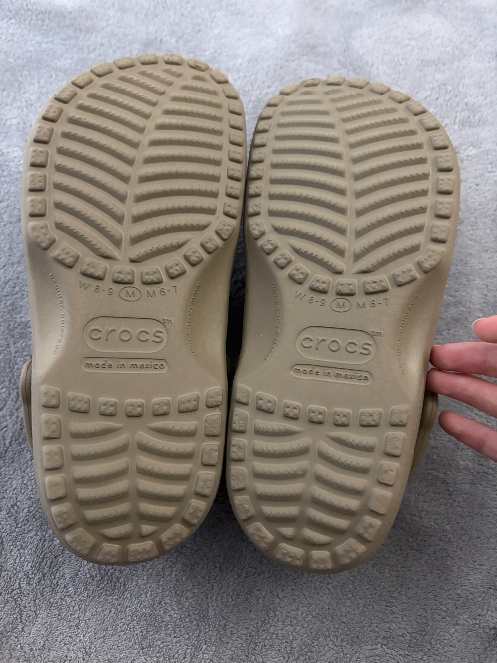 CROCS Women’s Classic Crocs in Beige Tan - Picture 4 of 5